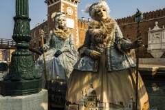 p1219048