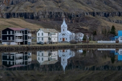 p1051548