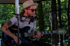 MOJO EFFECT FESTIVAL & DIRTY DEEP 