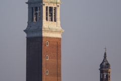 p1218075